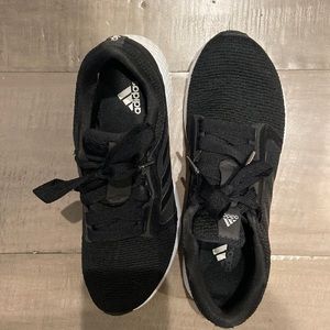 Adidas - like new - Edge Lux